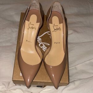 Christian Louboutin Beige Patent Leather Heels iriza